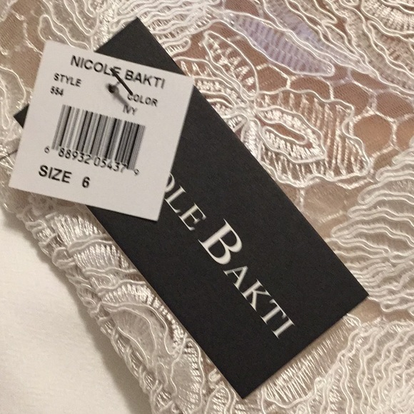 NICOLE BAKTI 554 Ivory - Picture 7 of 8